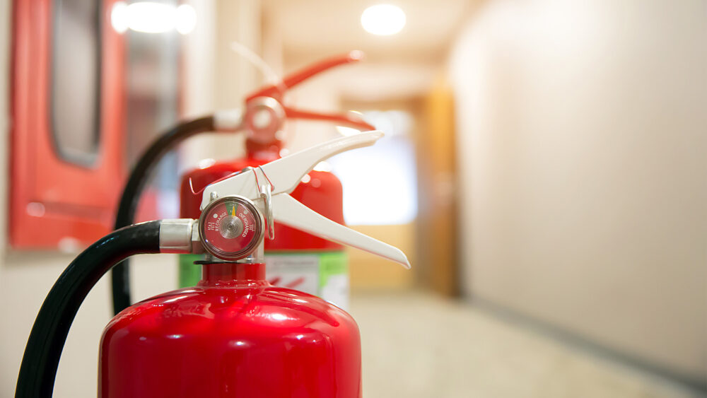 BRANDSCHUTZ JOST e.U. bietet innovative Brandschutzlösungen für Photovoltaikanlagen in Alland, Österreich.