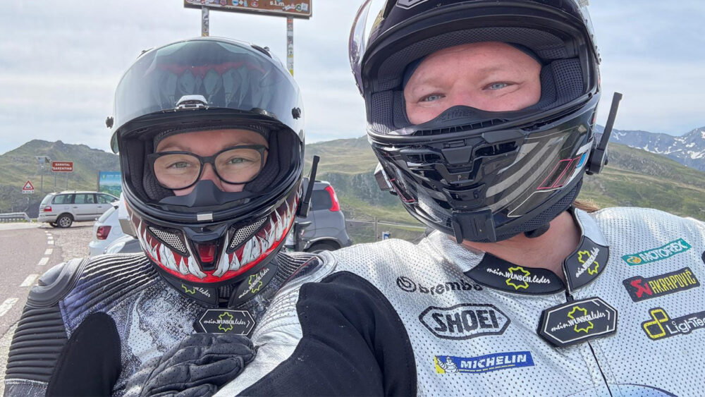 MeinWunschLeder fertigt maßgeschneiderte Motorrad-Lederkombis nach individuellen Wünschen in Wiener Neustadt.